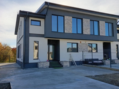 Vanzare casa  noua in Valea Voivozilor, Dambovita