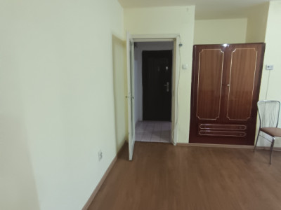 Vanzare apartament 2 camere Targoviste-in apropiere de Bd Castanilor