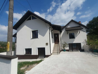 Vanzare vila, comuna Valeni Dambovita