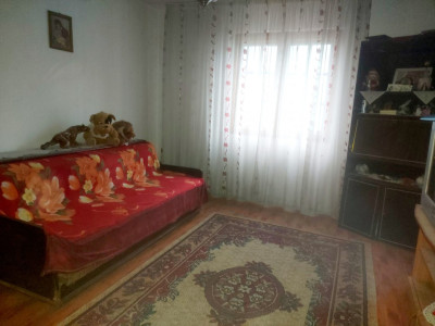 Vanzare apartament 2 camere, zona micro 6 - Targoviste