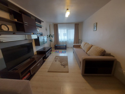 Inchiriere apartament 3 camere, zona Ragc - Targoviste