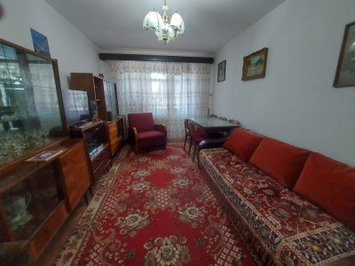 Vanzare apartament 3 camere, zona micro 5 - Targoviste